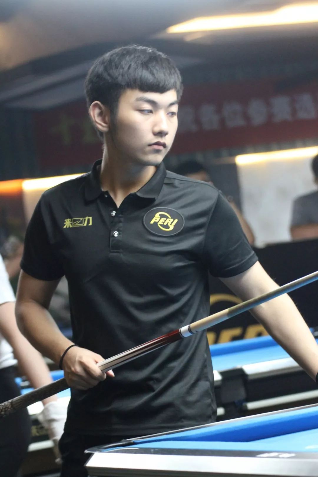 她展现了过 她展现了过