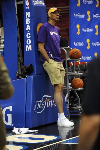 与年度评估 与年度评估